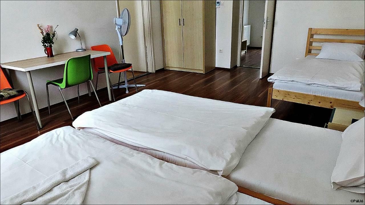 Apartment Ciszterci Haz *