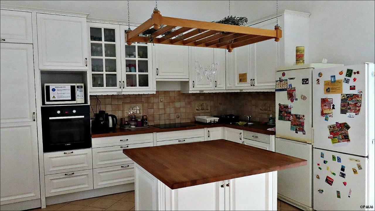 Apartment Ciszterci Haz *